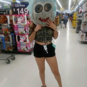 Meet your Posher, Catherine